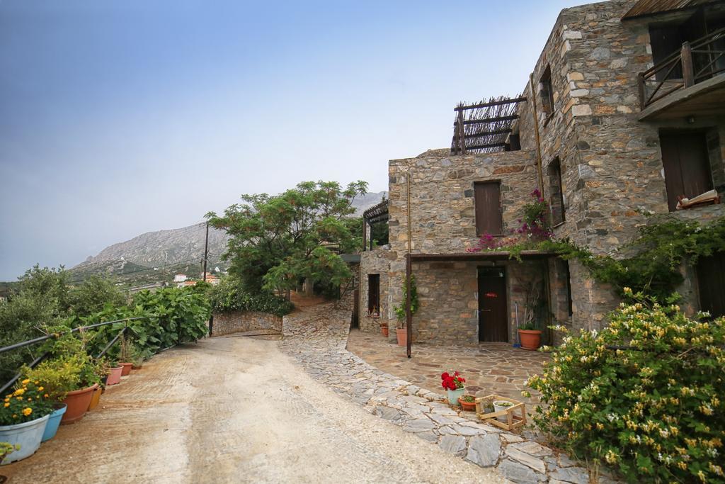 Pyrgos Traditional Village Ágios Kírykos Exterior foto