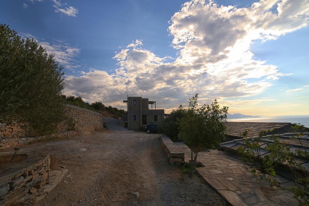 Pyrgos Traditional Village Ágios Kírykos Exterior foto